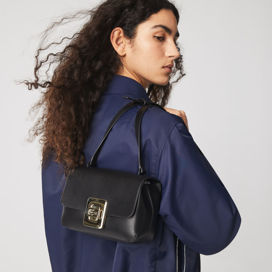 Lacoste Amelia Engraved Metal Clasp Leather Women's Handbag Black | 758-GWDMBR